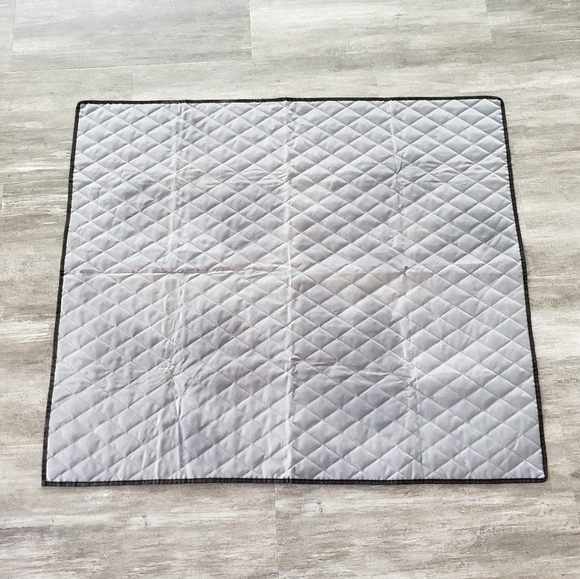 Grey Pet Cooling Hygienic Mat XL Pad - Picture 2 of 5